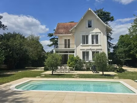 propriété à vendre dans le quartier picquecailloux