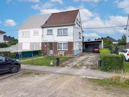 maison avec entrepôt à haccourt