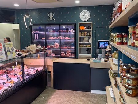 cadaujac centre boucherie charcuterie en activite de 85m2