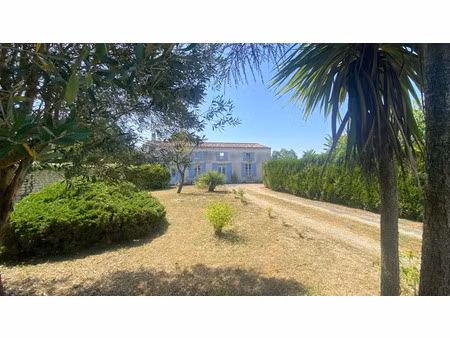 vente maison 5 pièces 175.42 m² à muron (17430)  241 900 €