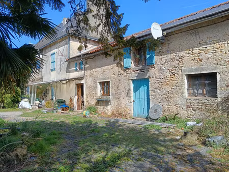 maison à vendre à pleuville (16490) - charente