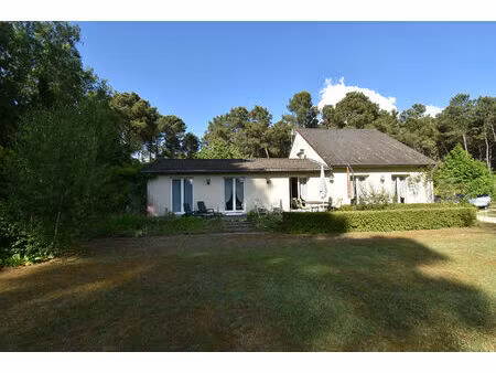 maison oize 6 pièces 173 m2 - piscine sur un terrain arboré de 4500m²