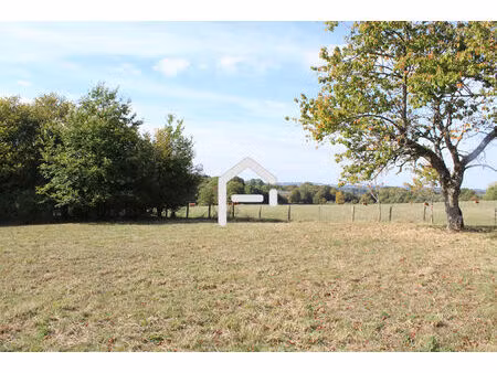 très beau terrain plat à bâtir !