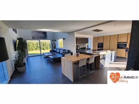 vente maison 8 pièces 167 m² à spechbach-le-bas (68720)  690 000 €