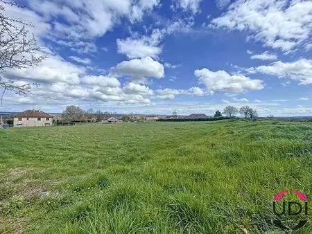 terrain constructible à vendre à ahun