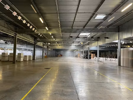 vente entrepôt logistique le lardin-saint-lazare 24570