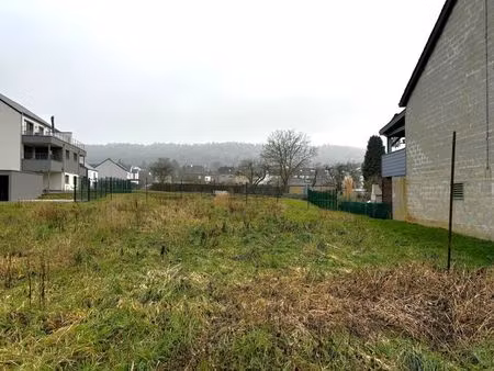 terrain à bâtir 3a42ca quartier calme prox.gare et centre