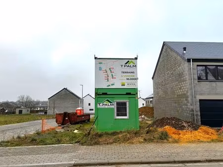 terrain à bâtir 3a85ca quartier calme maison 3 façades