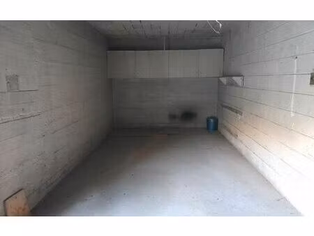 stationnement chevilly-larue 16 m² t- à vendre  25 000 €