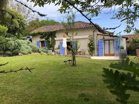 vente maison 4 pièces 85 m² à salles-lavalette (16190)  199 920 €