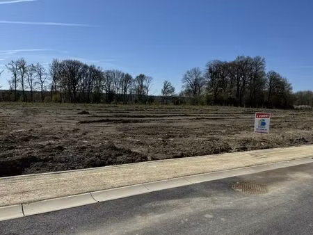 terrain à bâtir dans un nouveau lotissement (lot 1)