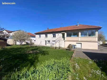 maison 8 pièces 202 m²