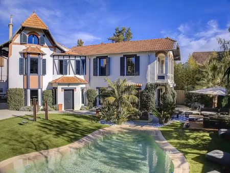 vente maison 7 pièces 216 m² cannes (06400)