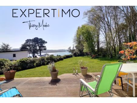 a vendre maison de caractere de 220 m2 avec parc paysager de 3698 m2 et vue mer imprenable