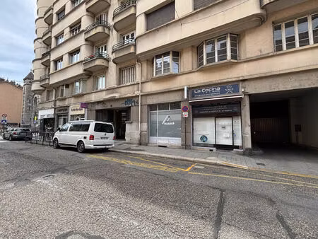 location commerce 35 m² à grenoble (38000)
