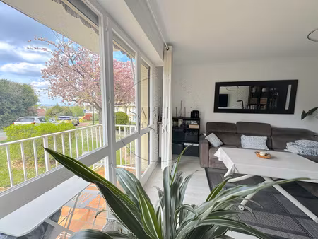appartement familial de 105 m2 idéalement situé à chambourcy