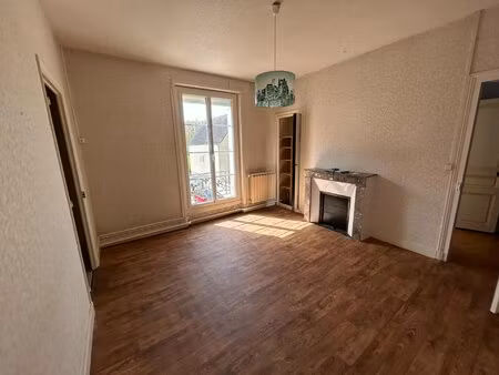 maison de 175 m² terrain 1251 m² local commercial