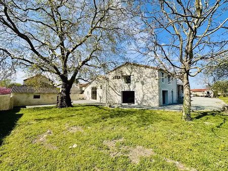 vente maison 6 pièces 229 m² à prahecq (79230)  378 500 €