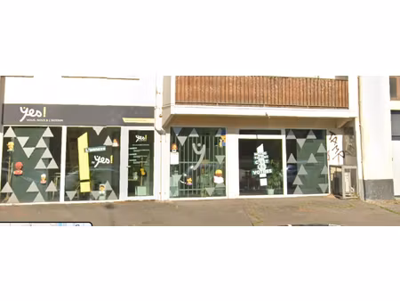 bvd gare/place dupuy local commercial de 62 m2 avec 3 vitrines