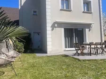 vente maison 5 pièces 155 m² à le blanc-mesnil (93150)  526 000 €