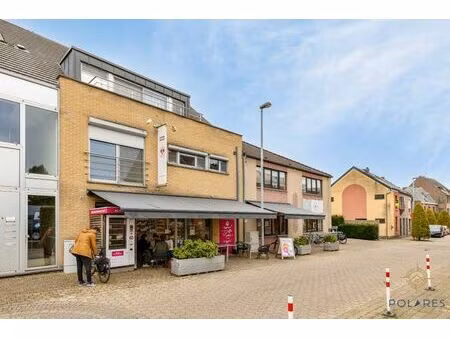 excellent emplacement commercial à vendre en plein cœur de