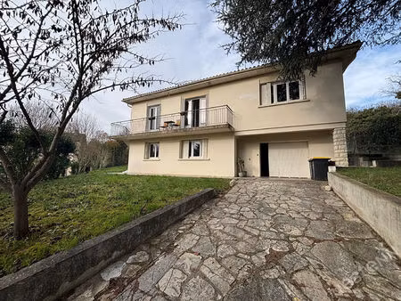 bon encontre - maison de type 5 de 121m² habitables avec balcon  jardin et garage.