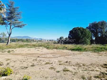 lotissement de 1 466 m² à castelnou