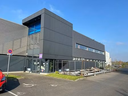 location local d'activités lesquin 2 259 m²