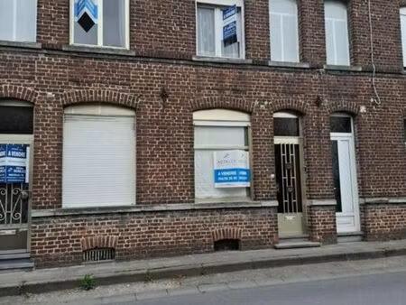 jolie maison 2 façades située à gaurain-ramecroix 