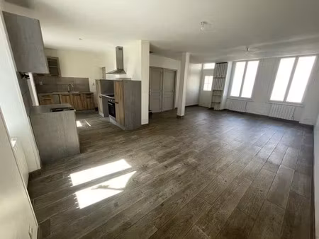 vente maison 4 pièces 98 m² à treignat (03380)  55 500 €