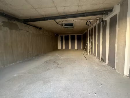 location commerce 74 m² à saint-gély-du-fesc (34980)