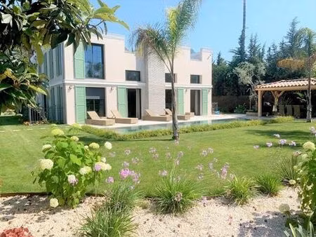 maison de 7 pièces de luxe en location à antibes  france