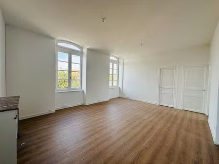 location appartement 4 pièces  84.95m²  bram