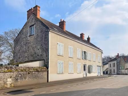 maison 11 pièces - 301 m²