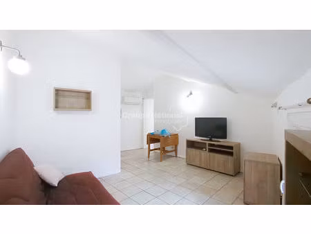 appartement meublé 2 pièce(s) 30 m2 avec garage