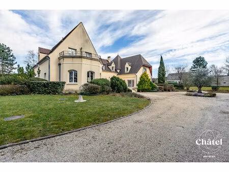 imposante & contemporaine - familiale - piscine intérieure