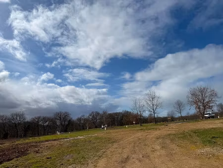 vente terrain 681 m² à laugnac (47360)  43 244 €