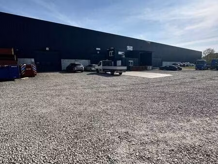 bien professionnel à louer à clabecq € 25.000 (l693u) - panorama b2b brussel industrie | z