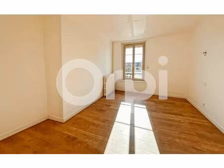 location maison  m² t-4 à nanteuil-lès-meaux  1 000 €