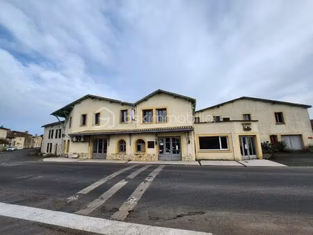 immeuble de 962 m² à chenay