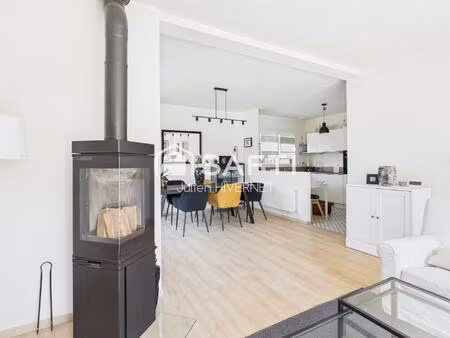 jolie maison contemporaine