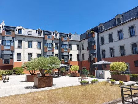 location appartement 1 pièce 42 m² à villefranche-de-rouergue (12200)  580 €