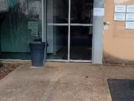 location locaux professionnels à sarlat-la-caneda (24200)  5 040 €