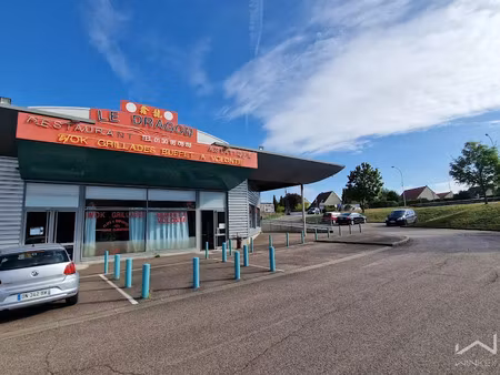 location locaux professionnels 369 m² à freneuse (78840)  3 570 €