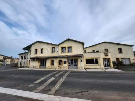 vente immeuble à chenay (79120) : à vendre / 962m² chenay