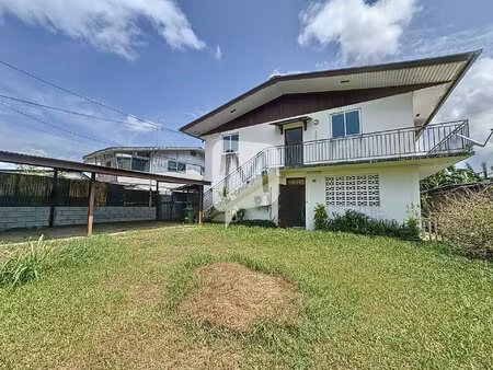 dpt guyane  à vendre sinnamary maison t6 ou 2 apparts t3 de 181 m2