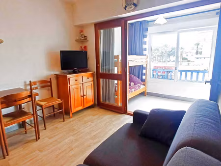 le barcarès - studio de 25 m2 + parking