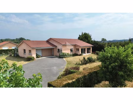 maison familiale clé en main avec vérandas  garage et terrain piscinable