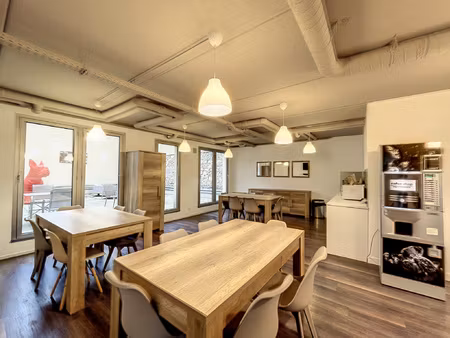 a louer - local commercial en hyper centre ville de fontaine