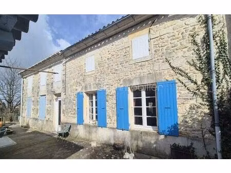 maison en pierre de 86 m² à archingeay